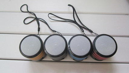 【廠家直銷QC-18迷你插卡音箱 金屬小音響低音炮外放收音機】價格,廠家,圖片,其他影音電器,深圳市福田區(qū)曼哈數(shù)碼廣場源旺鑫通訊產品.-