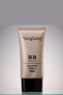 化妝品精修2 深色產品修暇與鋪光技法在護膚品中的應用